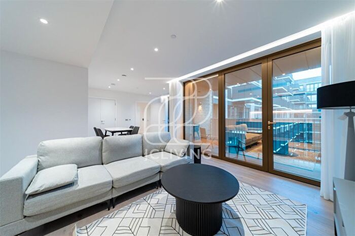 1 Bedroom Flat To Rent In Calthorpe Street, London, WC1X