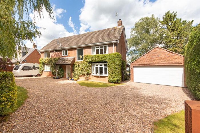 5 Bedroom Detached House For Sale In Main Street, Ashby Parva, Lutterworth, LE17