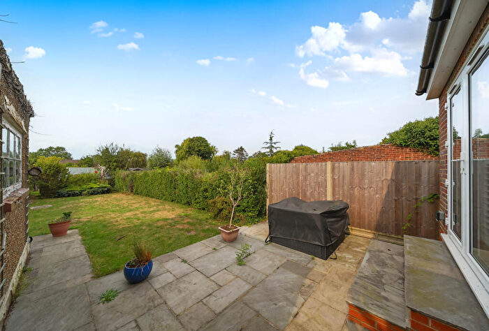 3 Bedroom Semi-Detached House For Sale In Lodge Lane, Salfords, Surrey, RH1