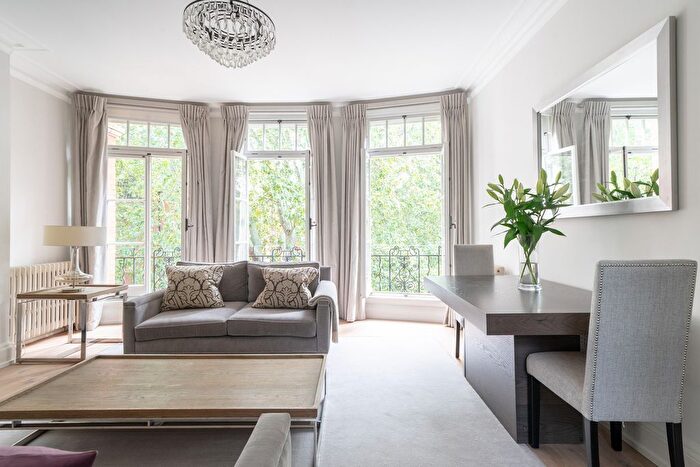 1 Bedroom Flat To Rent In Mount Street, London, W1K