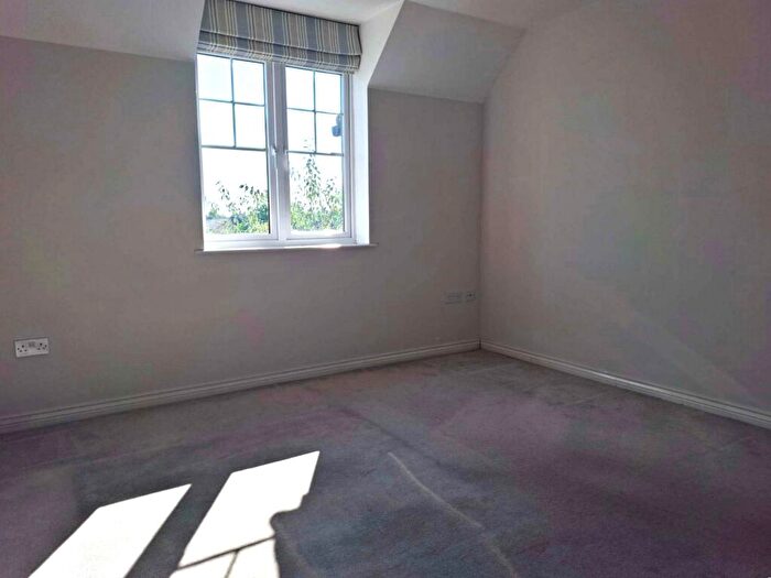 2 Bedroom Apartment To Rent In Woodley Green, Witney, Oxfordshire, OX28
