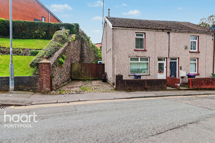 2 Bedroom End Of Terrace House For Sale In Merchants Hill, Pontypool, NP4