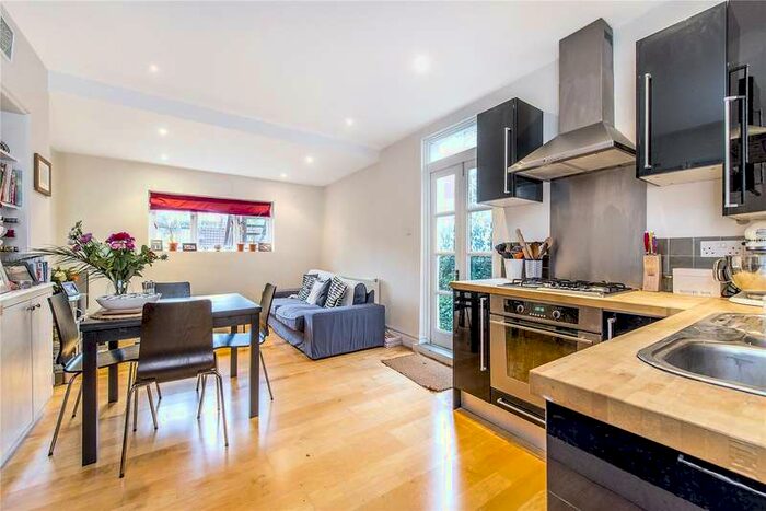 2 Bedroom House To Rent In Cambray Road, London, SW12