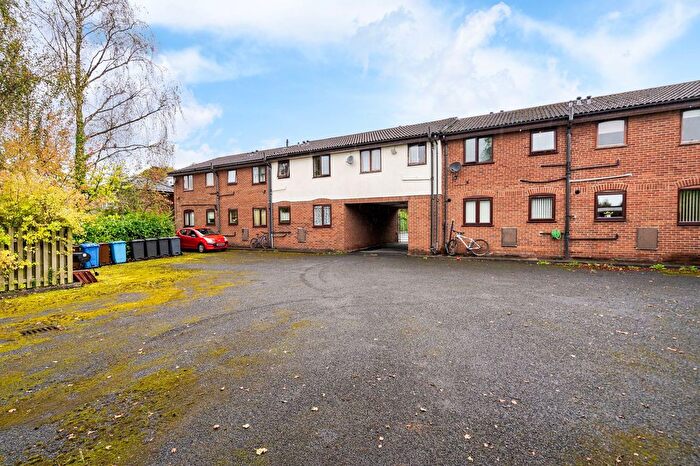 1 Bedroom Flat For Sale In Hospital Road, Swinton, M27