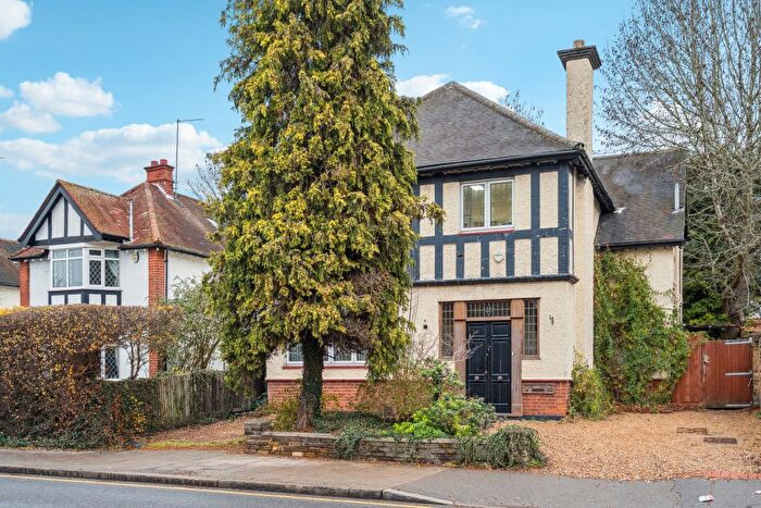 4 Bedroom Detached House For Sale In Marsh Road, Pinner, HA5