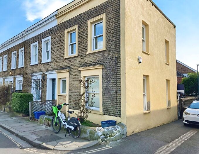 2 Bedroom End Of Terrace House To Rent In Rock Avenue, London, SW14