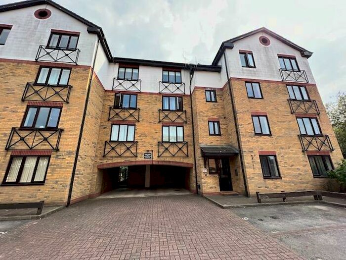 2 Bedroom Flat To Rent In Admiral House, Viersen Platz, Peterborough, PE1