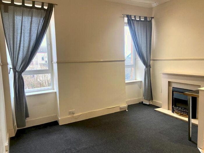 Studio To Rent In Queen Street, Paisley, Renfrewshire, PA1