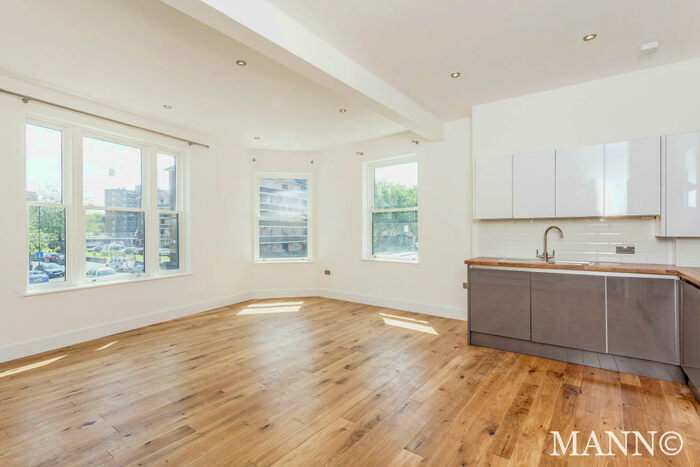 2 Bedroom Apartment To Rent In Sydenham Road, Sydenham, SE26