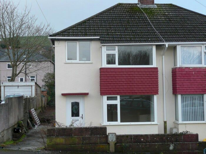 3 Bedroom Semi-Detached House To Rent In Broomfield Drive, Plymouth PL9