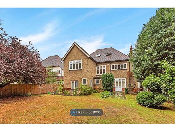 1 Bedroom Flat To Rent In Clarence Avenue, Lambeth, London, SW4