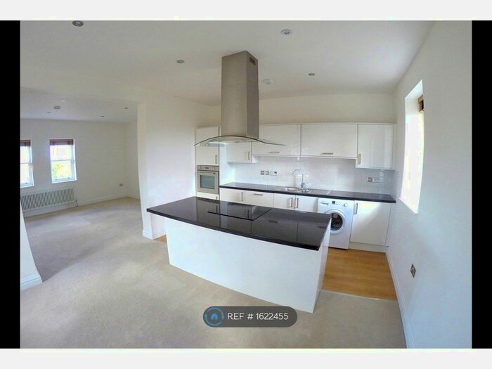 2 Bedroom Flat To Rent In Barnard House, Bracebridge Heath, Lincoln, LN4