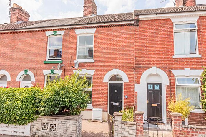 3 Bedroom Terraced House For Sale In Carshalton Road, Norwich, NR1