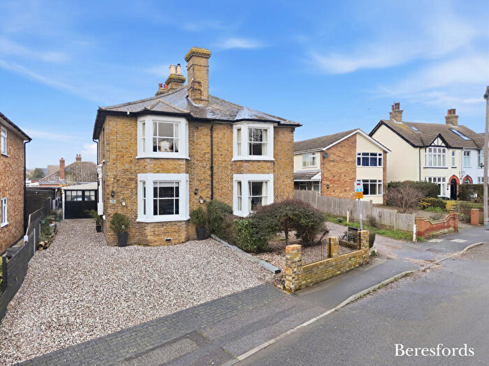 3 Bedroom Semi-Detached House For Sale In Cross Road, Maldon, CM9