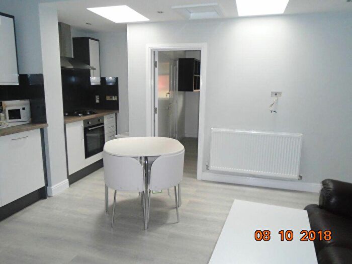 4 Bedroom House To Rent In Selly Hill Road, B29