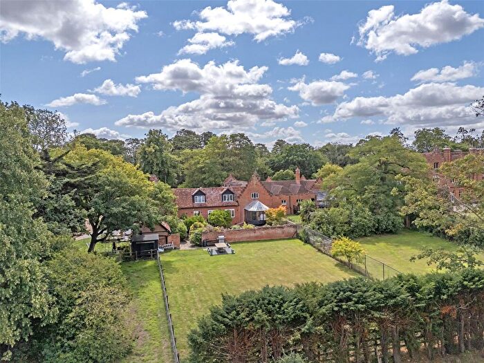 3 Bedroom Semi-Detached House For Sale In Dunmow, Essex, CM6