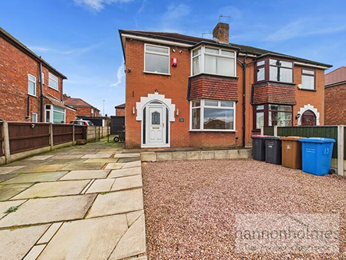 3 Bedroom Semi Detached House For Sale In Solway Close, Swinton, Manchester, M27
