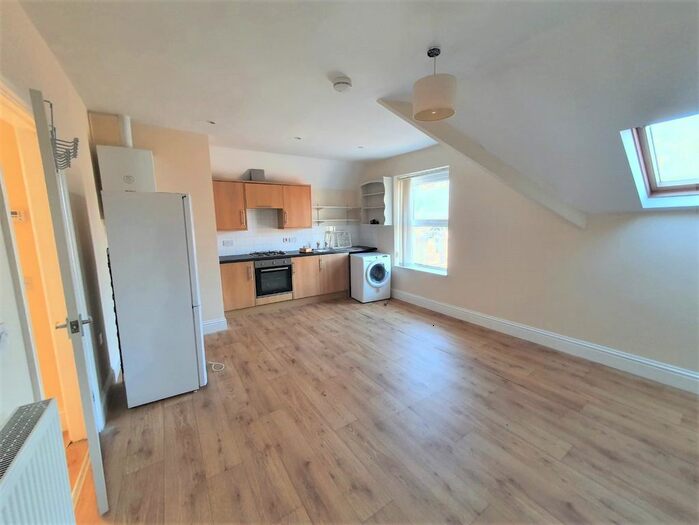 1 Bedroom Flat To Rent In Romilly Road, Canton, Cardiff, CF5