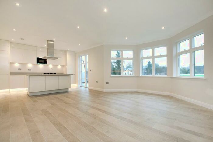 2 Bedroom Apartment To Rent In Bath Road Taplow, SL6