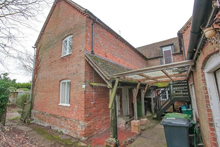 1 Bedroom Semi-Detached House To Rent In Lower Farm, Lower Radley, OX14
