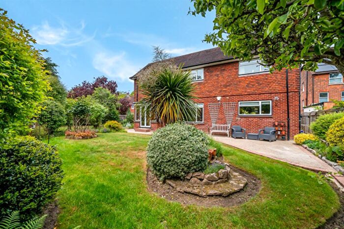 3 Bedroom Detached House For Sale In Edward Road, Sundridge Park, Bromley, BR1