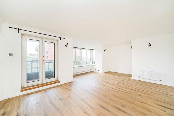 4 Bedroom Flat To Rent In Admiral Walk, London, W9