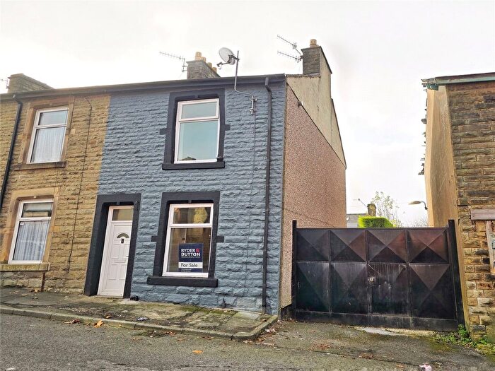 2 Bedroom End Of Terrace House For Sale In Lincoln Street, Haslingden, Rossendale, BB4