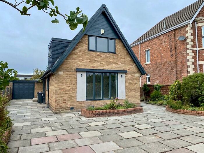 3 Bedroom Detached House To Rent In Liverpool Road, Southport, Merseyside., PR8