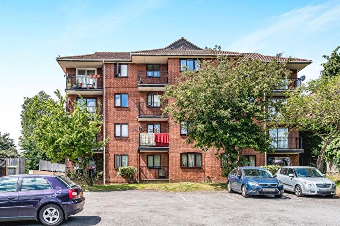 1 Bedroom Apartment To Rent In Westhill Court, Hill Lane, Southampton, Hampshire, SO15