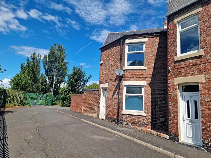2 Bedroom End Of Terrace House To Rent In Haig Street, Gateshead, NE11
