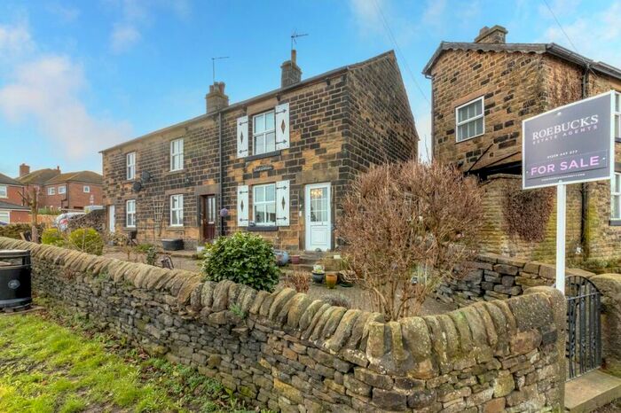 2 Bedroom Cottage For Sale In Sheffield Road, Oxspring, Sheffield, S36