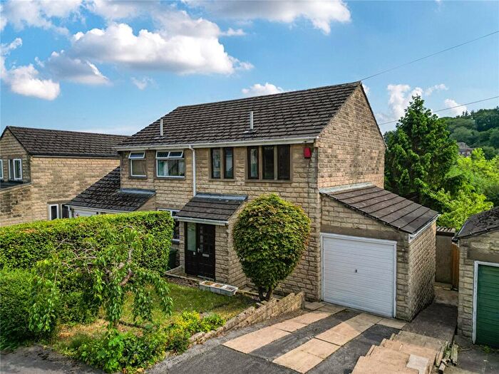 3 Bedroom Semi-Detached House For Sale In Fullwood Drive, Golcar, Huddersfield, West Yorkshire, HD7