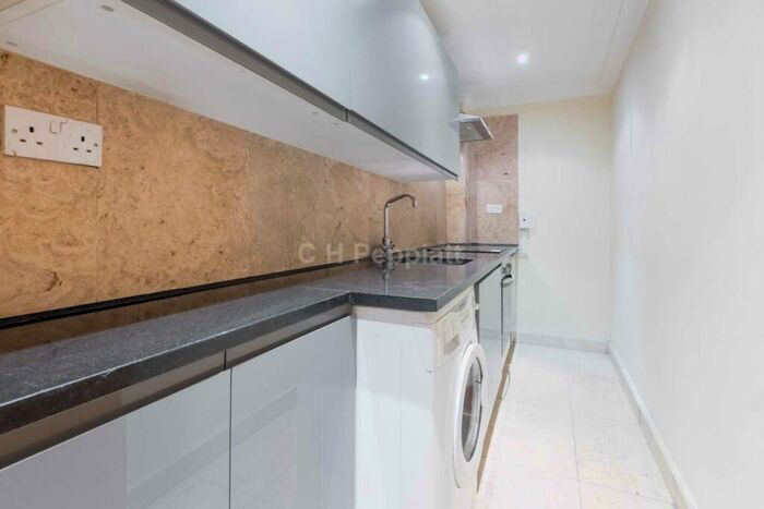 1 Bedroom Apartment To Rent In Lisson Grove, Marylebone, NW1