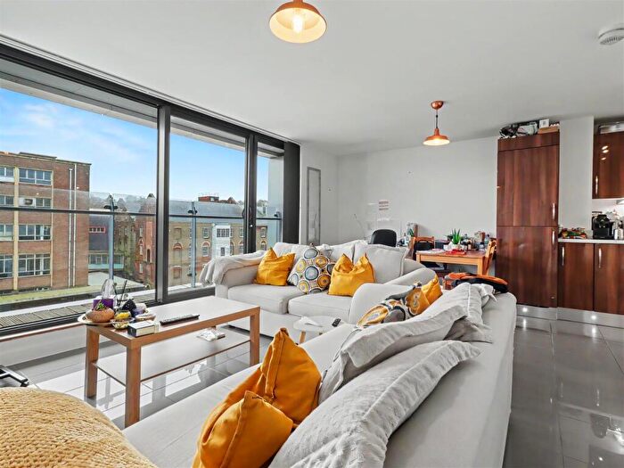 2 Bedroom Apartment For Sale In Nethercott Bank, Geoffrey Watling Way, Norwich, NR1