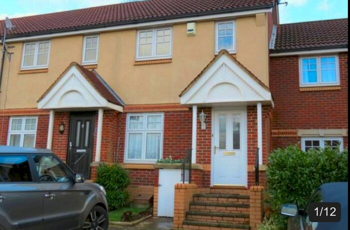 2 Bedroom Terraced House To Rent In Hopwood Close, Watford, WD17
