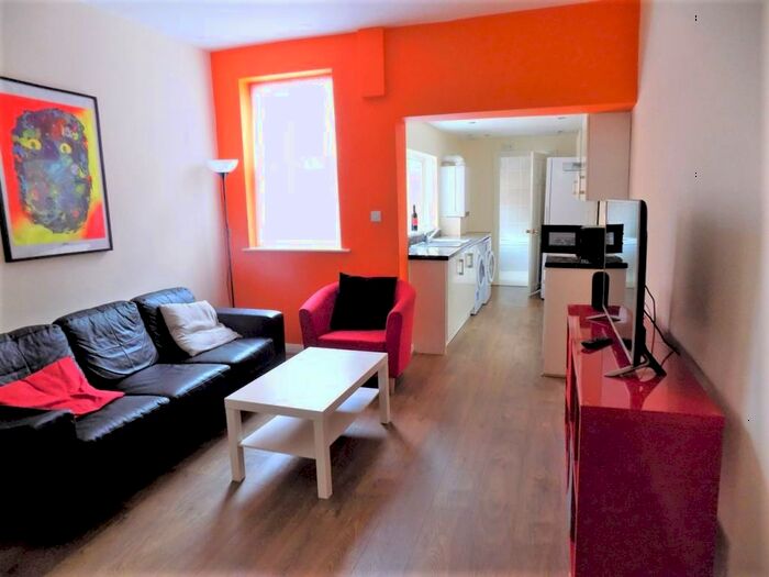 5 Bedroom Terraced House To Rent In Tiverton Road, Selly Oak, Birmingham, B29