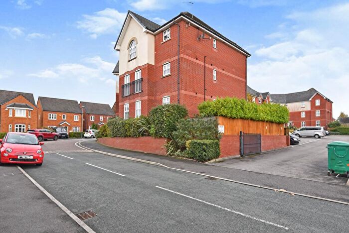 2 Bedroom Apartment To Rent In The Links, Hyde, Greater Manchester, SK14