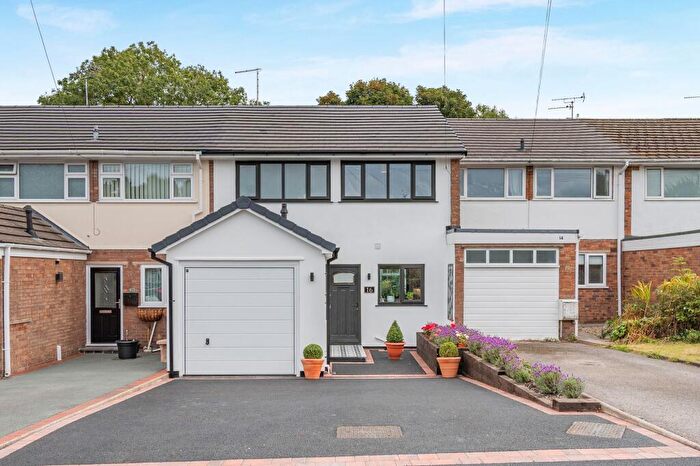 3 Bedroom House For Sale In Wold Court, Hawarden, CH5