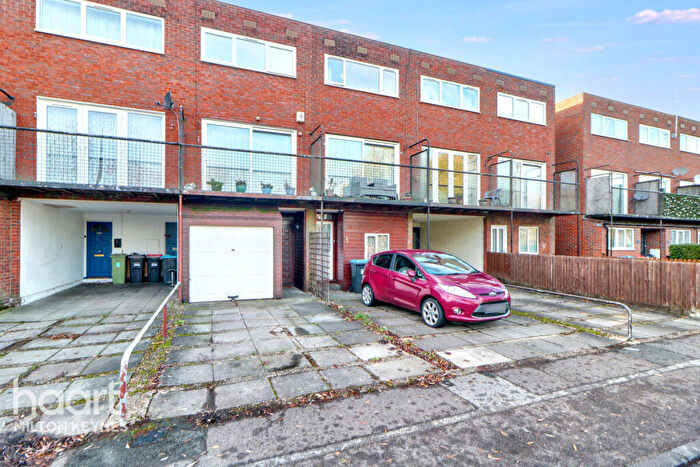 3 Bedroom Terraced House For Sale In Waterside, Peartree Bridge, MK6