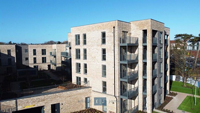 1 Bedroom Apartment To Rent In Luctons Close, Borders Lane, Loughton, IG10