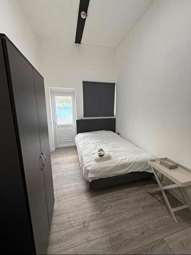 Studio To Rent In Whitchurch Lane, Edgware, HA8