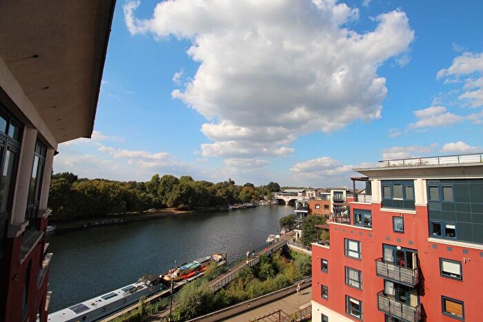 2 Bedroom Apartment To Rent In Wadbrook Street, Charter Quay, KT1
