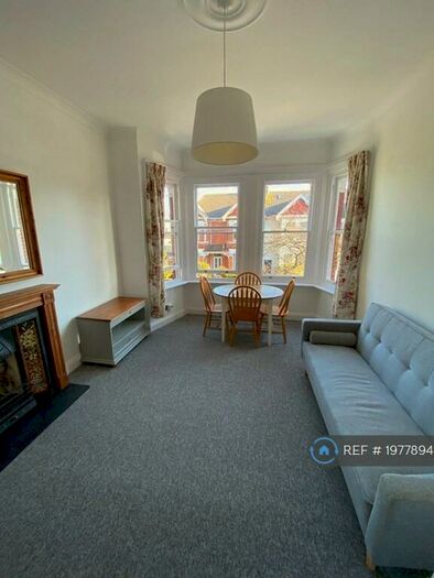 1 Bedroom Flat To Rent In Christchurch Road, Worthing, BN11