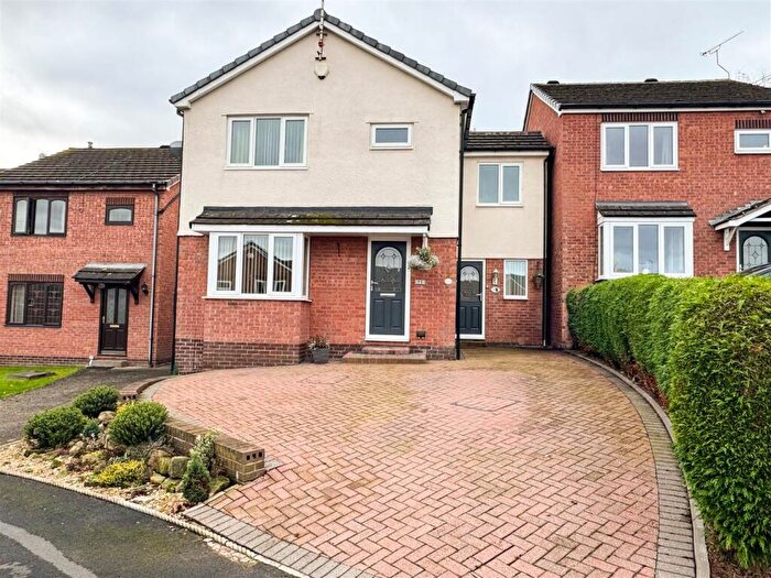 4 Bedroom Detached House For Sale In Rowborn Drive, Oughtibridge, S35