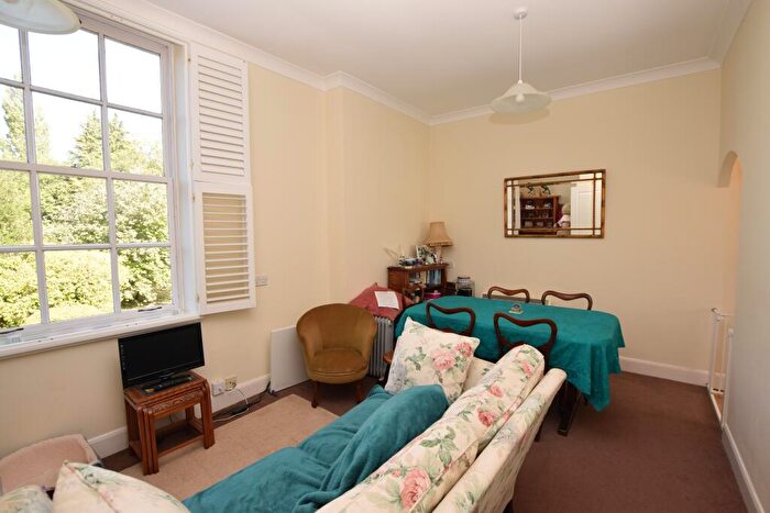 1 Bedroom Apartment For Sale In Flat Adams House, Adams Way, Alton, Hampshire, GU34
