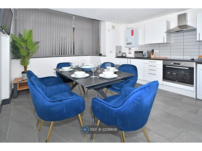 4 Bedroom Semi-Detached House To Rent In Adventure Place, Stoke-On-Trent, ST1