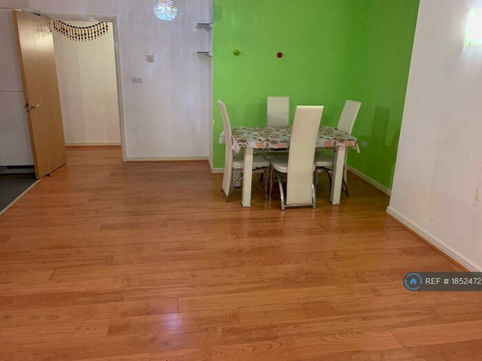 1 Bedroom Flat To Rent In City View, Ilford, IG1