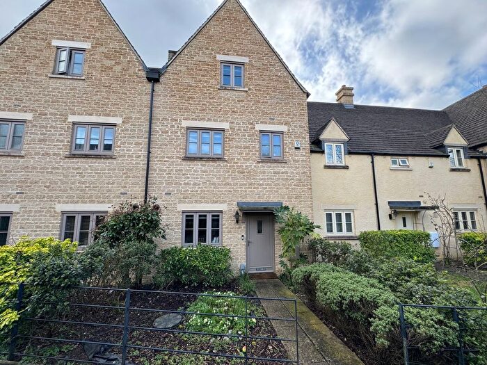 4 Bedroom Terraced House To Rent In Matthews Walk, Cirencester, GL7