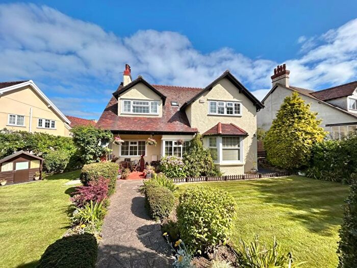 5 Bedroom Detached House For Sale In Gannock Park, Deganwy, LL31