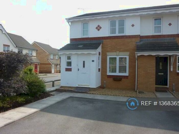 3 Bedroom End Of Terrace House To Rent In Arthurs Gardens, Southampton, SO30